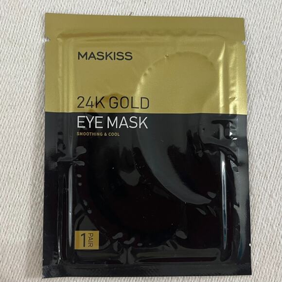 MASK BUNDLE: Lavender Foot Masks, Mask Sticks & 24K Gold Eye Mask - Picture 8 of 9